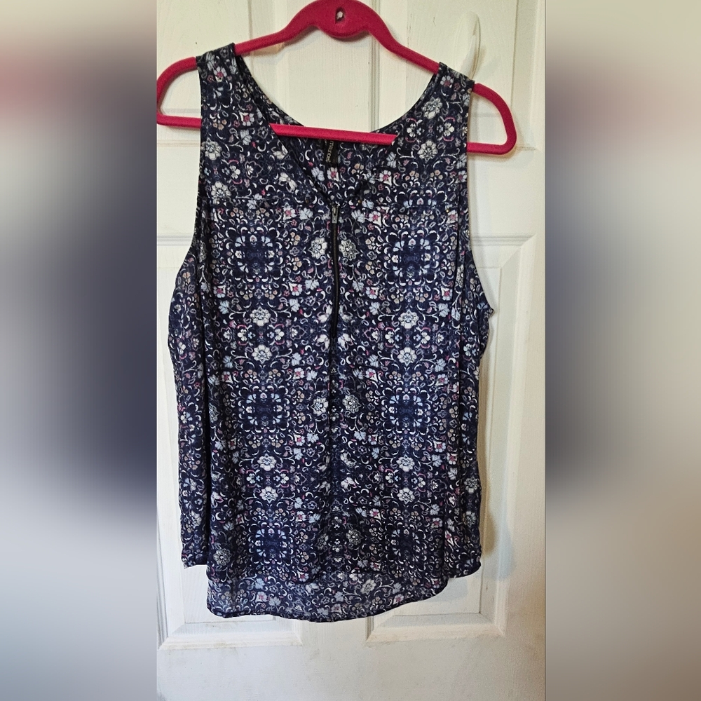 Maurices Blue and White Sleeveless Boxy Blouse